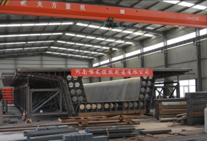 高铁900吨箱梁车间加工现场