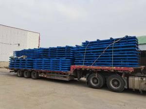 中铁四局雄商高铁项目订购的护栏模板发货